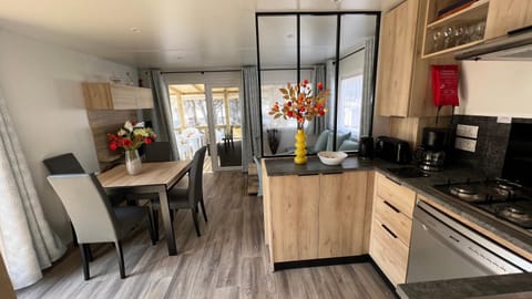 Mobil home 3 chambres 40 m2 Campground/ 
RV Resort in Quiberon