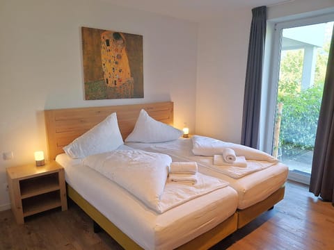 Bed, Garden, Bedroom, Garden view, wardrobe