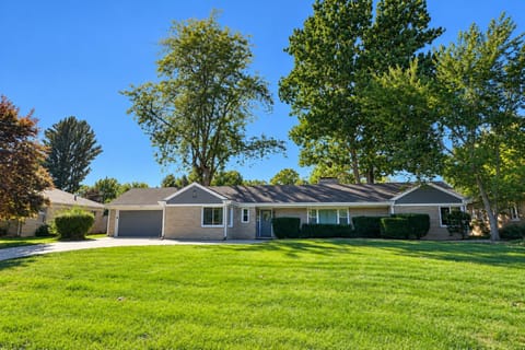 Property building, Day, Natural landscape