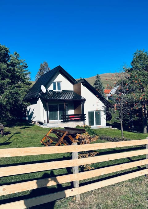 Kuća Čarolija House in Zlatibor