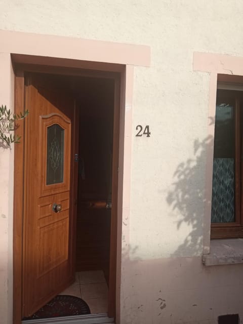 chambre dans maison coquette et accueillante Vacation rental in Dunkirk