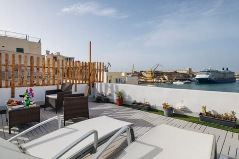 Natural landscape, Balcony/Terrace