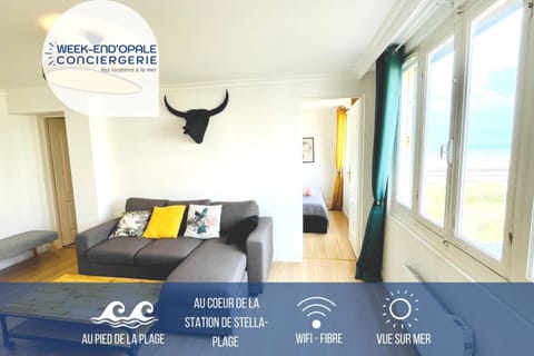 Living room, Sea view
