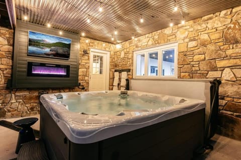 Mountain Mansion Estate Luxurious Family Fun House in Asheville