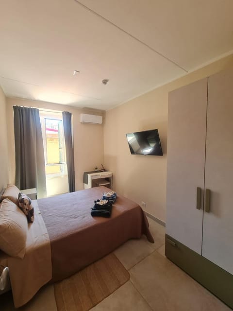 B&B LE TRE ISOLE Bed and Breakfast in Genoa