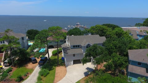Soundfront, Sound View, Hot Tub, Community Amenities, 528, Celestial Haven House in Corolla
