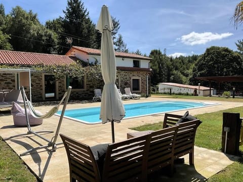 Balcony/Terrace, Swimming pool