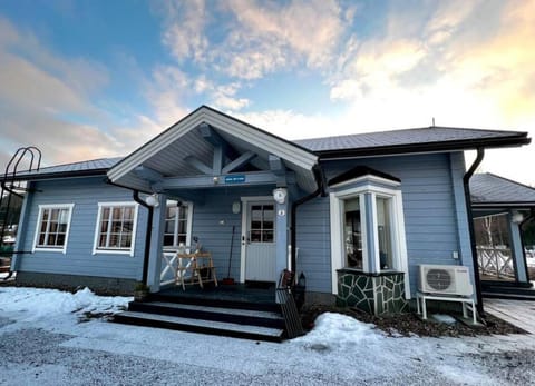 Property building, Day, Winter