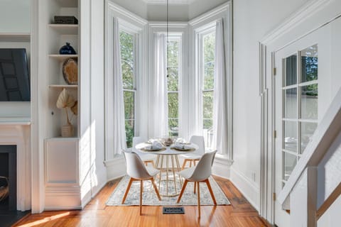 Historic New Albany Apartment about 6 Mi to Louisville Apartment in New Albany