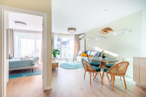 Living room, Photo of the whole room, Seating area, Dining area
