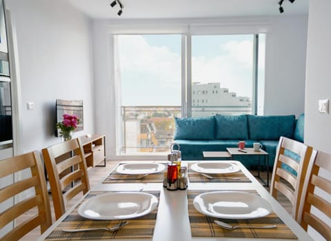 Living room, Seating area, Dining area, City view, City view