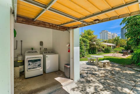 laundry, washing machine