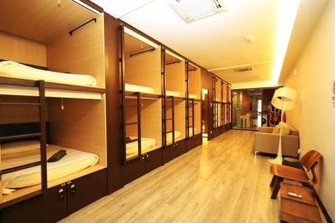 bunk bed