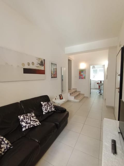 Maison G Apartment in L'Aquila