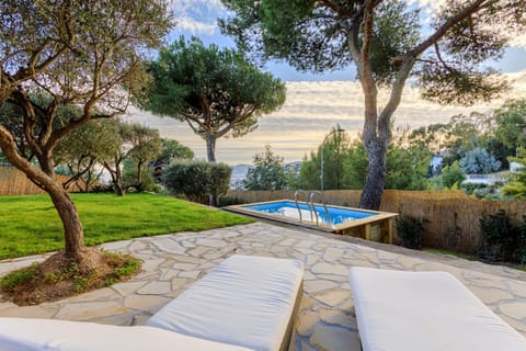 Garden, Pool view