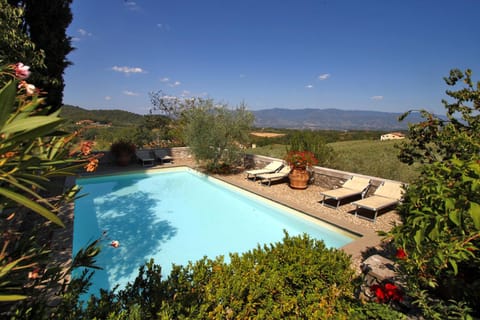 Day, Natural landscape, Garden, Garden view, Mountain view, Pool view, Swimming pool, sunbed