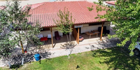 Property building, Garden, View (from property/room), Balcony/Terrace