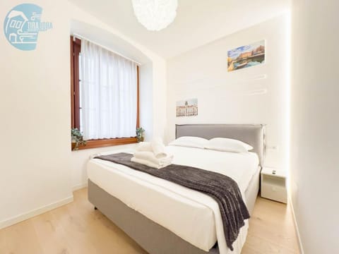 Piazza della Borsa 3B Tirabora Short Rent Apartment in Trieste