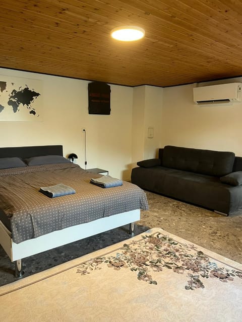 Living room, Bedroom