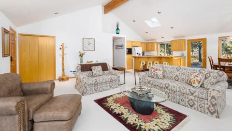 Mt. St. Helens - Unit 9 House in Sunriver