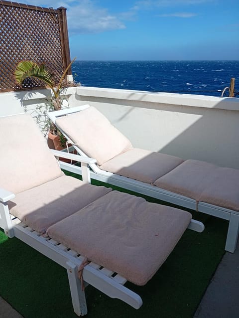 Natural landscape, View (from property/room), Balcony/Terrace, Sea view, sunbed