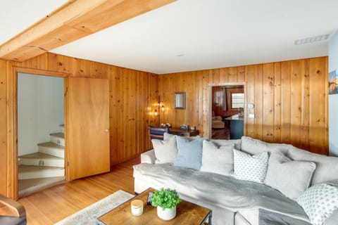 Harrison Getaway with Deck and Lake Views! House in Harrison