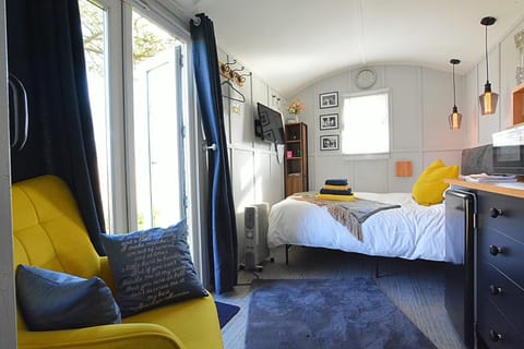 Beautiful shepherd’s hut Apartment in Forest Heath District