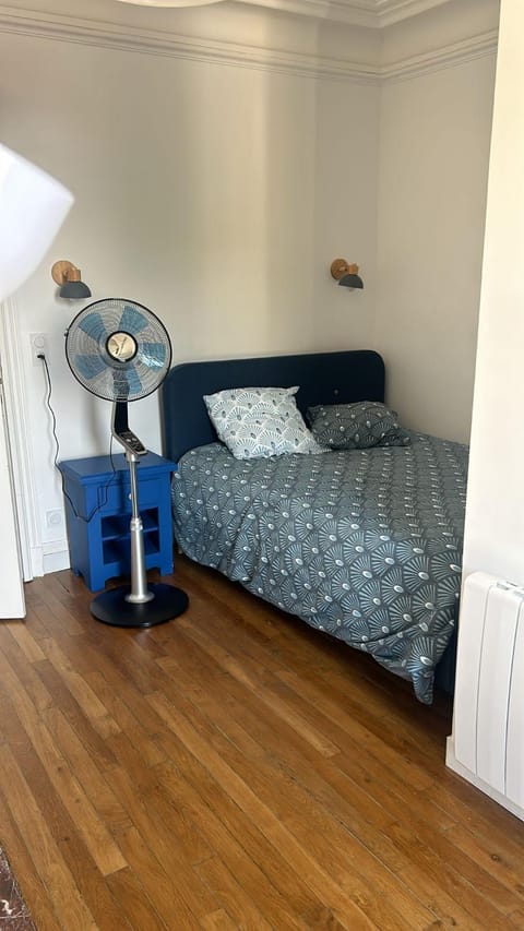 Magnifique appartement familiale 6 personnes 3 chambres et 3 salles de bain en hyper centre avec rue piétonne Parking 20m Apartment in Troyes