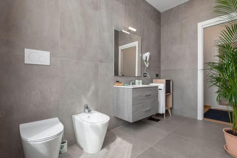 Studio Suite 16 Apartment in Bergamo