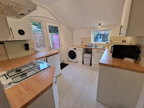 CosyHomeStay Evesham House in Evesham