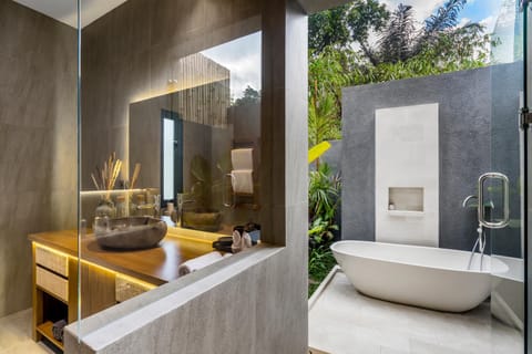 Shower, Bathroom, Bath, towels