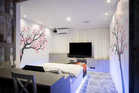 Photo of the whole room