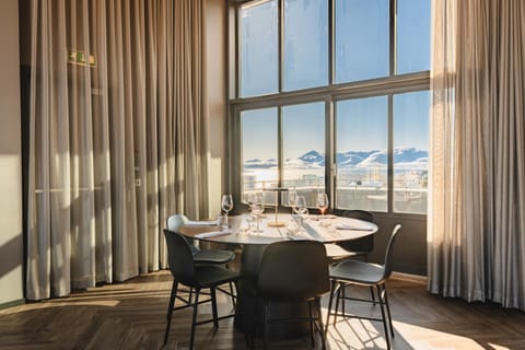 Natural landscape, Living room, Seating area, Dining area, Mountain view