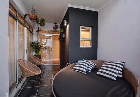 Luxury home walking distance to Blouberg beach Villa in Cape Town