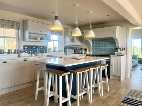 The Retreat By Birch Stays House in Wales