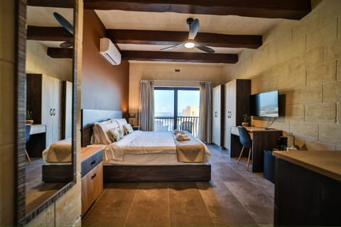 49 Sunrise Lodge Bed and Breakfast in Malta