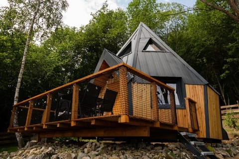 Property building, Natural landscape