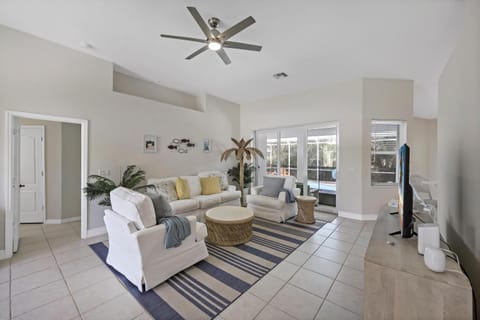 Family friendly home with pool and steps to beach House in Marco Island