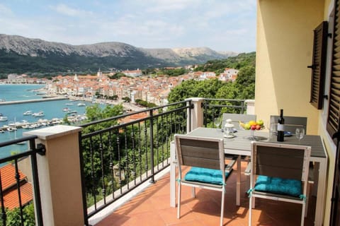 View (from property/room), Balcony/Terrace, Seating area, Sea view