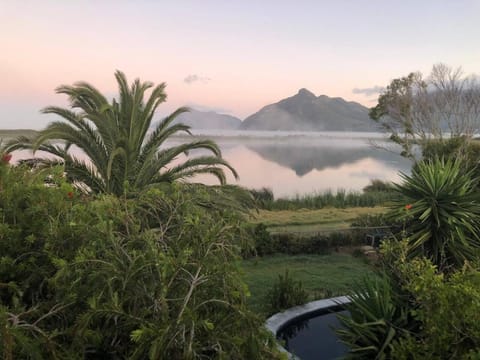 Garden, Lake view, Mountain view