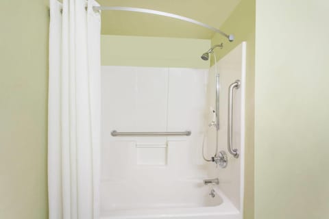 Bathroom, acessibility