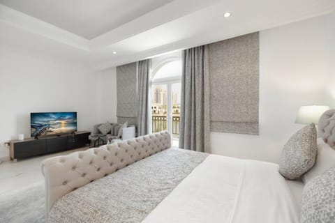 6 Bedroom Modern Luxury Villa In Palm Jumeirah Villa in Dubai