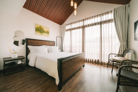Bed, Bathroom, TV and multimedia, Balcony/Terrace, Bedroom