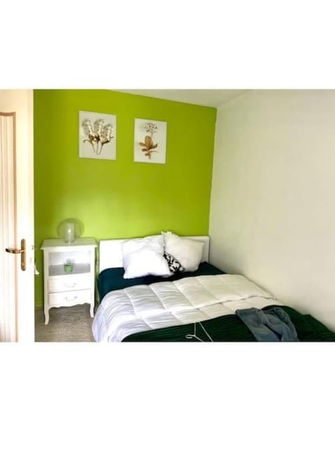 Calme, privé Apartment in Île-de-France