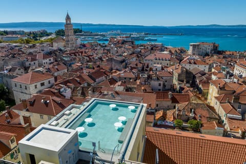 Bird's eye view, City view