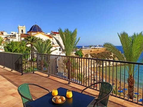 Nearby landmark, Balcony/Terrace, Beach, Landmark view, Sea view