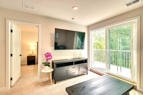 5BR home w Pool & Hot Tub Barefoot Golf Resort House in North Myrtle Beach