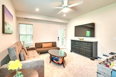 5BR home w Pool & Hot Tub Barefoot Golf Resort House in North Myrtle Beach