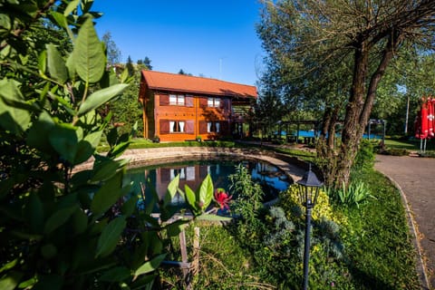 Facade/entrance, Lake view, River view