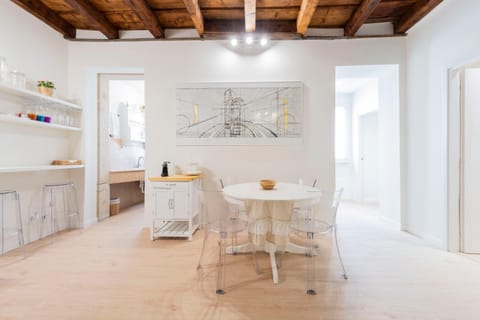 Memento Vivere by Reasy&Busy Apartment in Verona